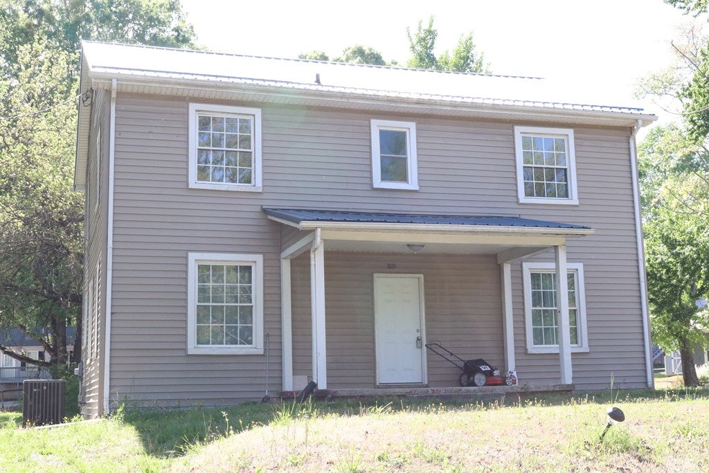 805 West Osborn Road Farmville, VA 23901 - Photo 2 of 17 Gallery Image 2