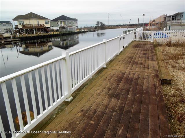 43 Tarpon Road Little Egg Harbor, NJ 08087 - Photo 2 of 7 GetMedia (2)