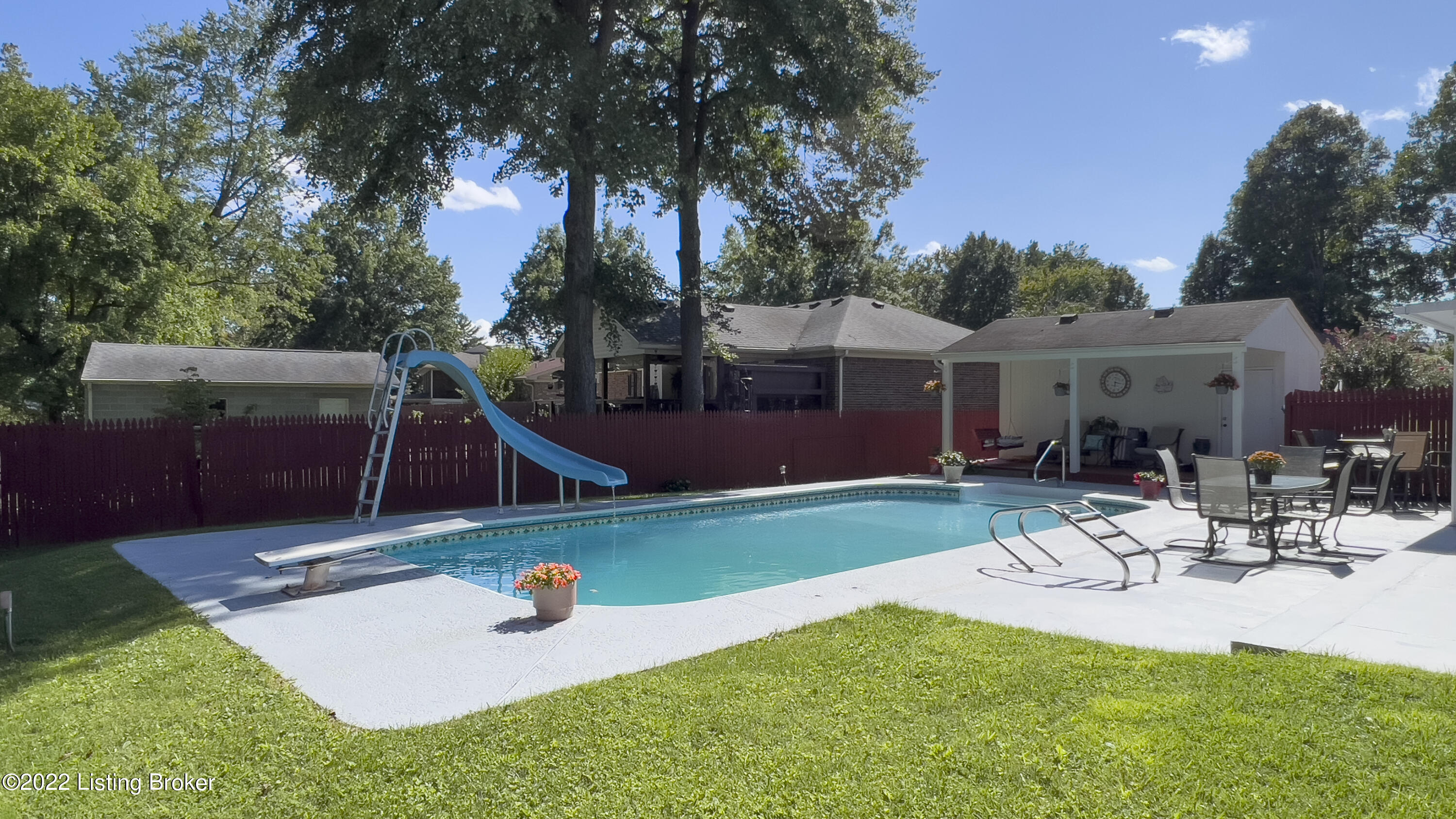 2708 Stephan Road Louisville, KY 40214 - Photo 26 of 32 2808 Stephan Rd-1035