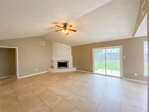 $1,650 | 11514 Fruitwood Drive, Houston, TX 77089