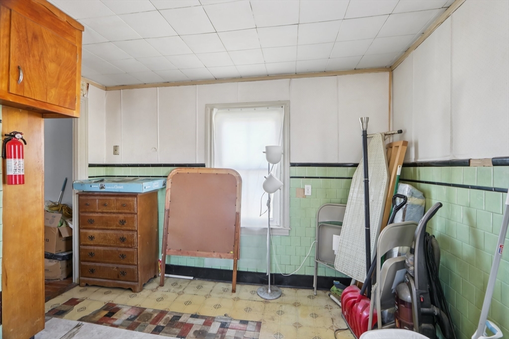 44 Elm Street Quincy, MA 02169 - Photo 16 of 37
