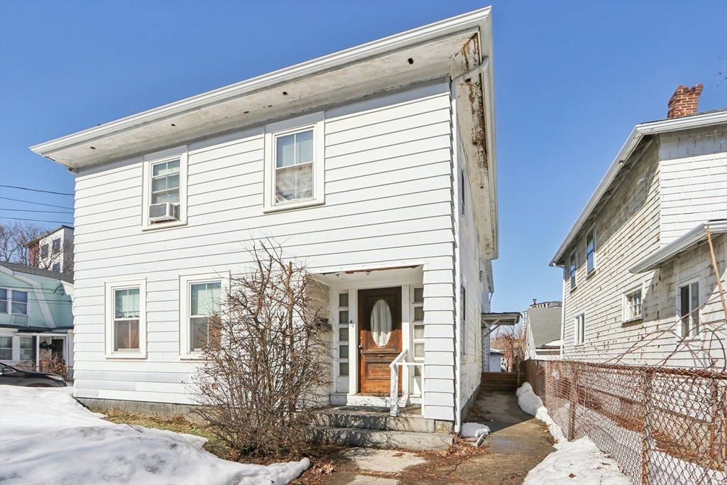 44 Elm Street Quincy, MA 02169 - Photo 3 of 37