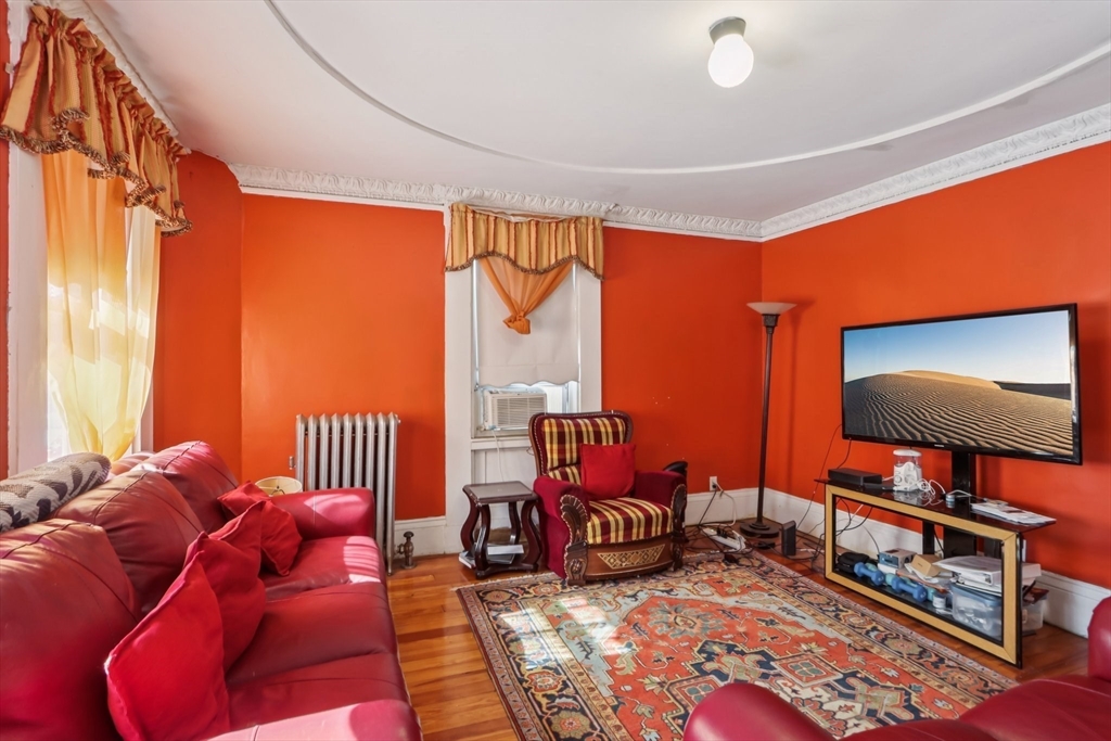 44 Elm Street Quincy, MA 02169 - Photo 6 of 37