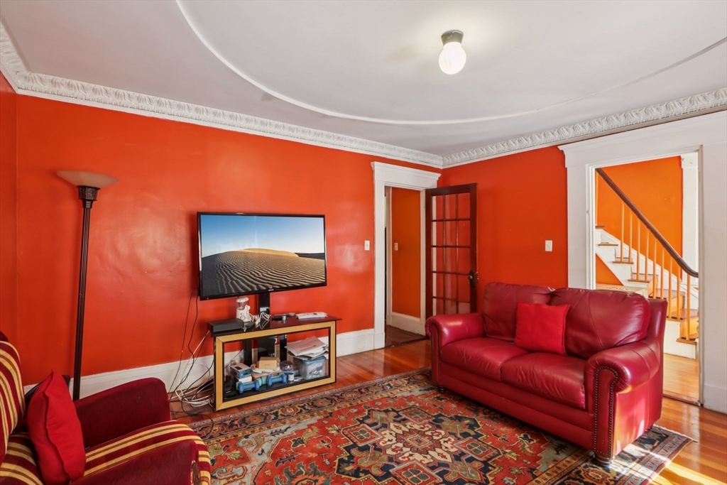 44 Elm Street Quincy, MA 02169 - Photo 7 of 37