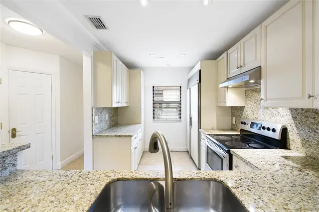 $329,999 | 3755 Carambola Circle North, Unit 3755, Coconut Creek, FL 33066