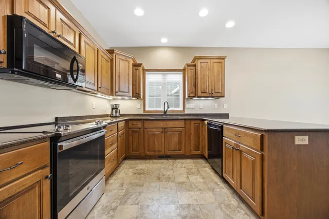 $500,000 | 3636 Cypress Lane, Fargo, ND 58104