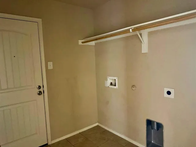 a view of walk in closet