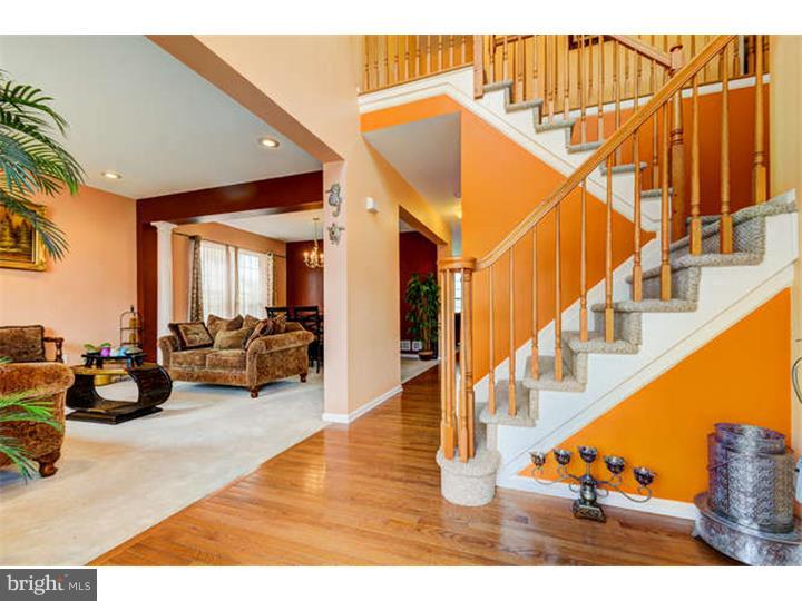 74 Cayuga Road Bordentown, NJ 08505 - Photo 2 of 23 Foyer