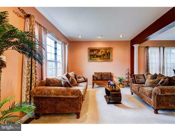 74 Cayuga Road Bordentown, NJ 08505 - Photo 3 of 23 Living Room