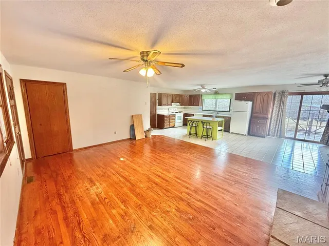 $399,900 | 10289 Hwy J, Perryville, MO 63775