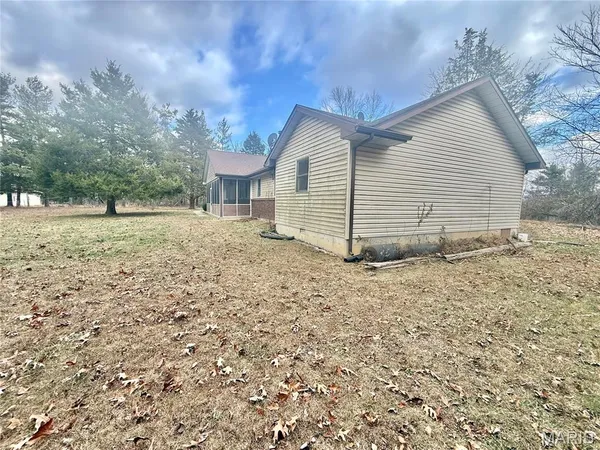 $389,900 | 10289 Hwy J, Perryville, MO 63775