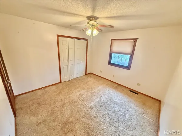 $389,900 | 10289 Hwy J, Perryville, MO 63775
