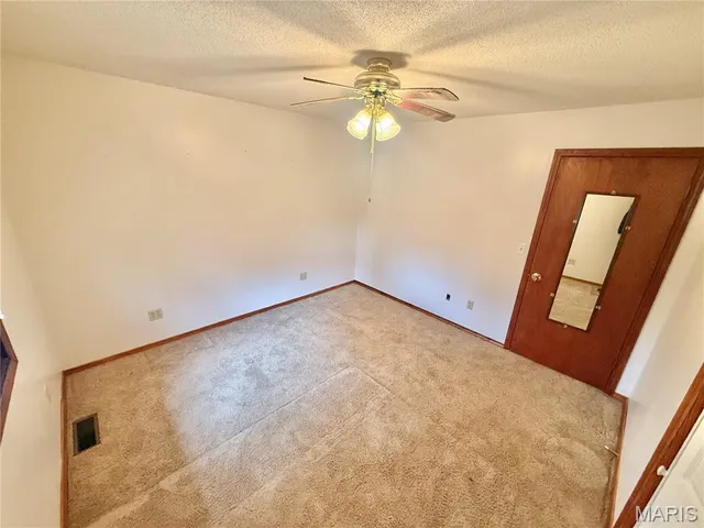 $399,900 | 10289 Hwy J, Perryville, MO 63775