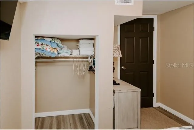 a view of utility room