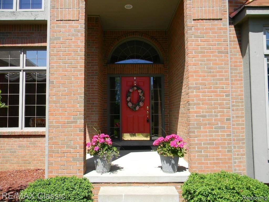 472 Inverness Highland, MI 48357 - Photo 3 of 25 Entry.JPG