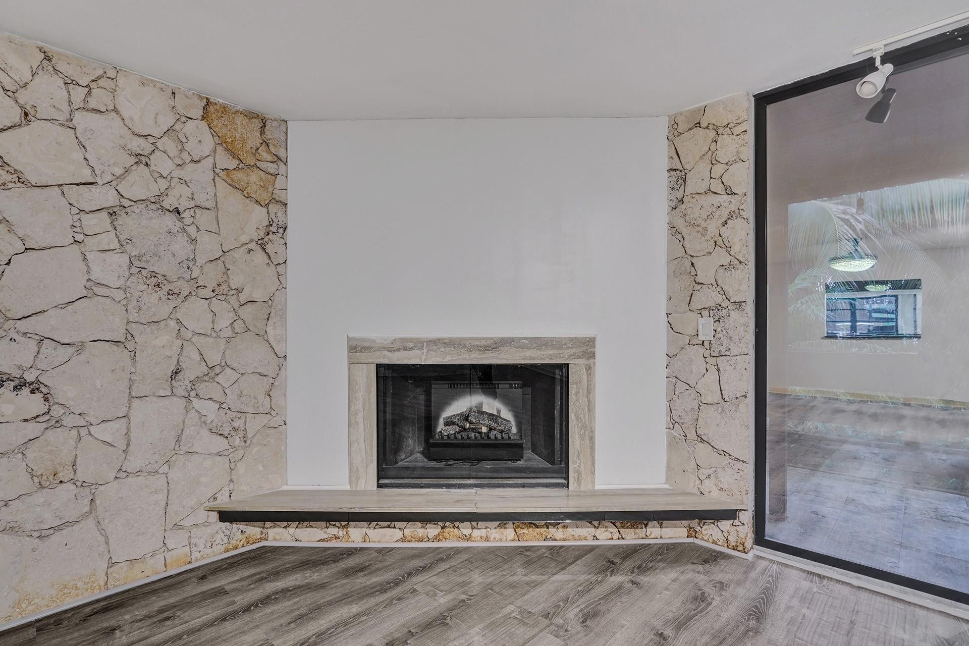 101 Southwest 96th Terrace, Unit 204 Plantation, FL 33324 - Photo 13 of 56 Photo 13