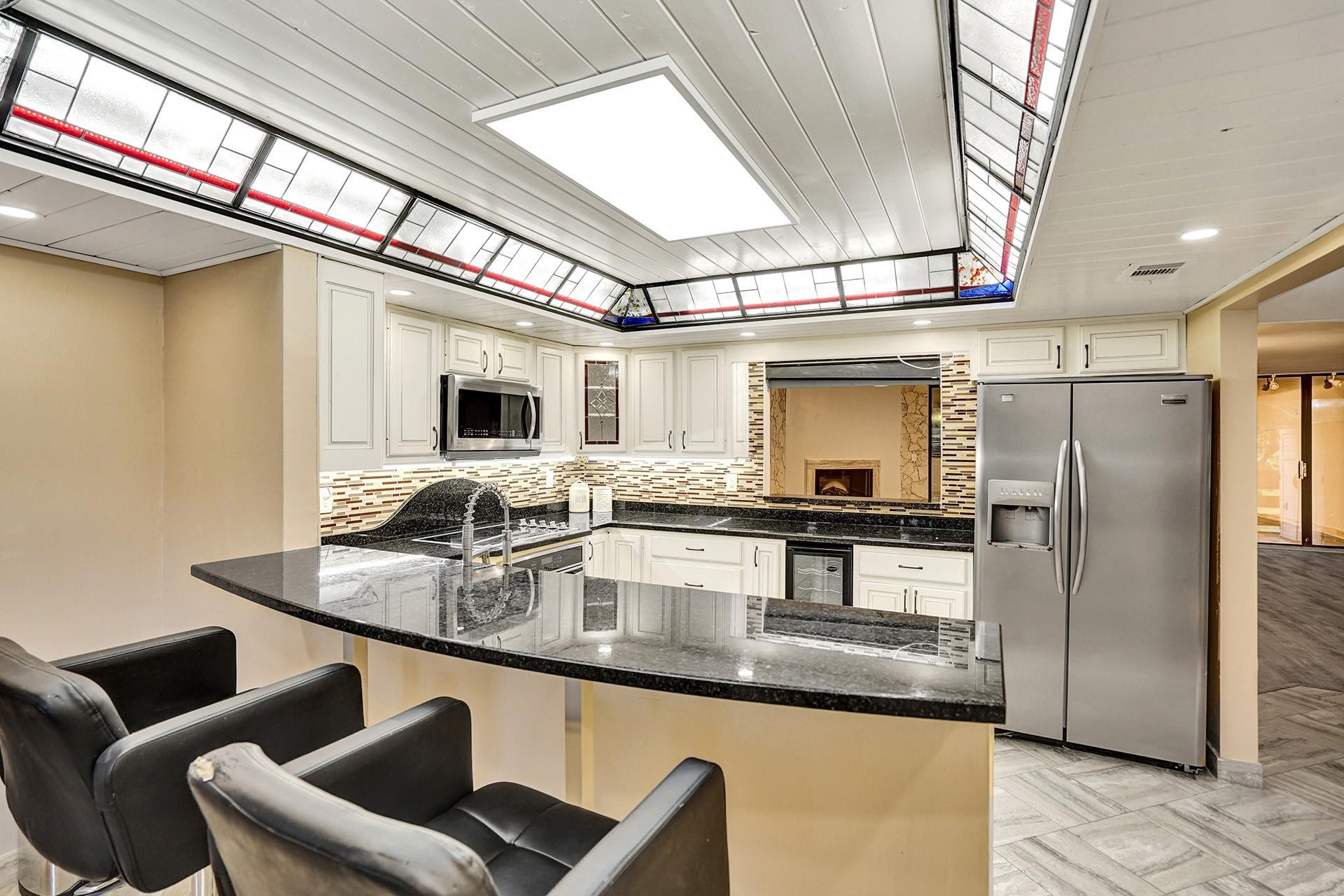 101 Southwest 96th Terrace, Unit 204 Plantation, FL 33324 - Photo 17 of 56 Photo 17