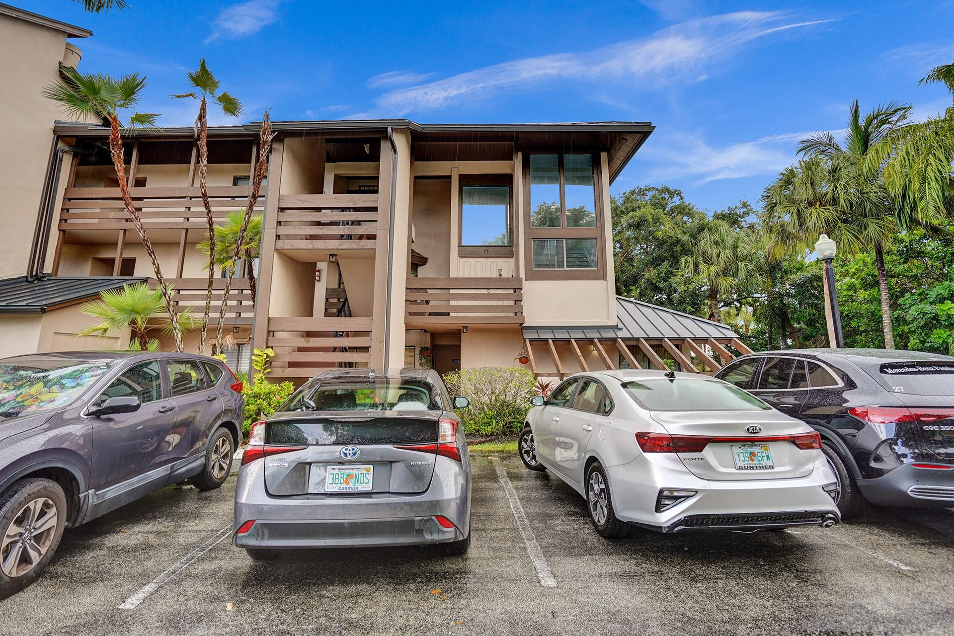 101 Southwest 96th Terrace, Unit 204 Plantation, FL 33324 - Photo 2 of 56 Photo 2