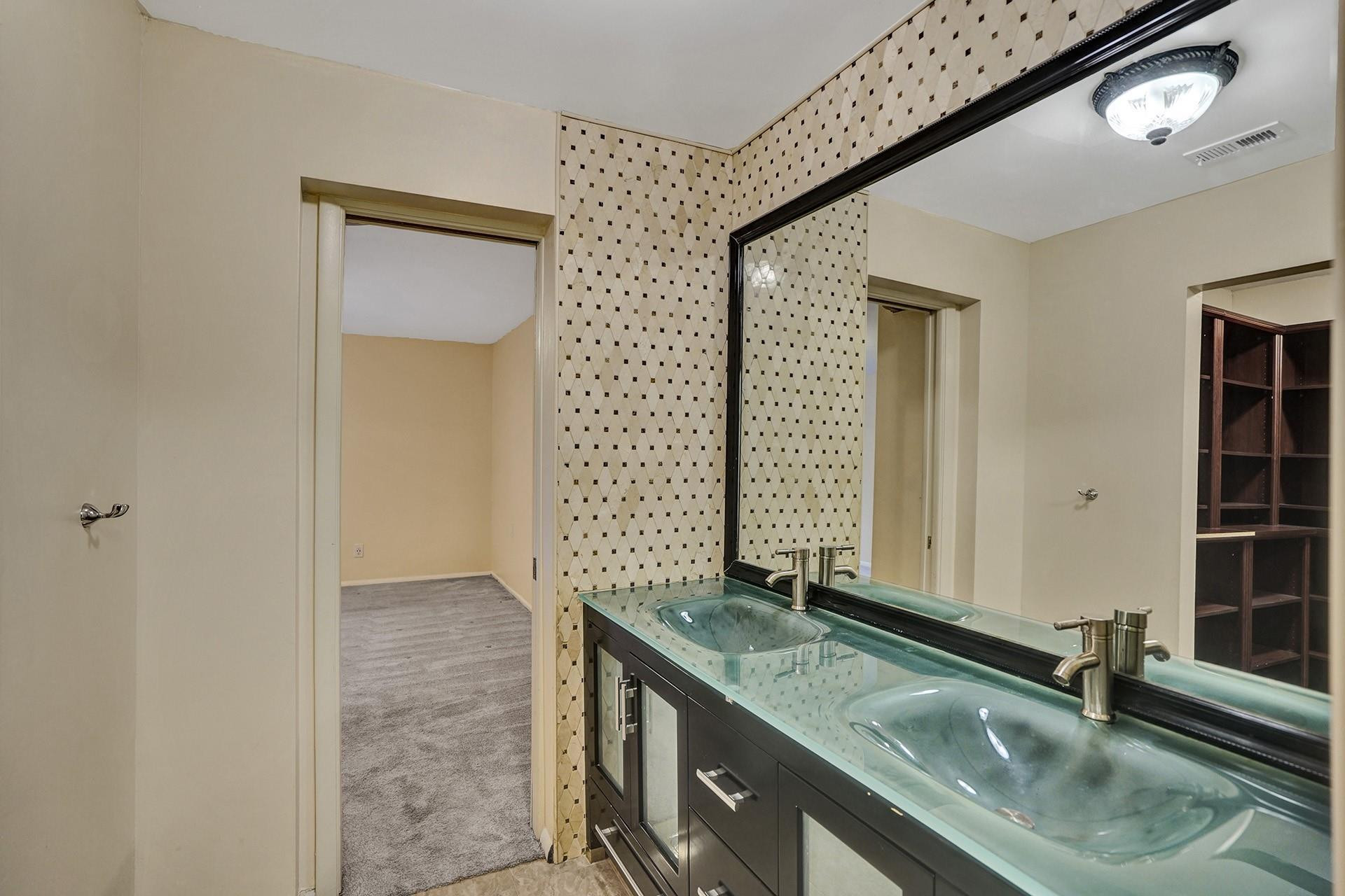 101 Southwest 96th Terrace, Unit 204 Plantation, FL 33324 - Photo 44 of 56 Photo 44