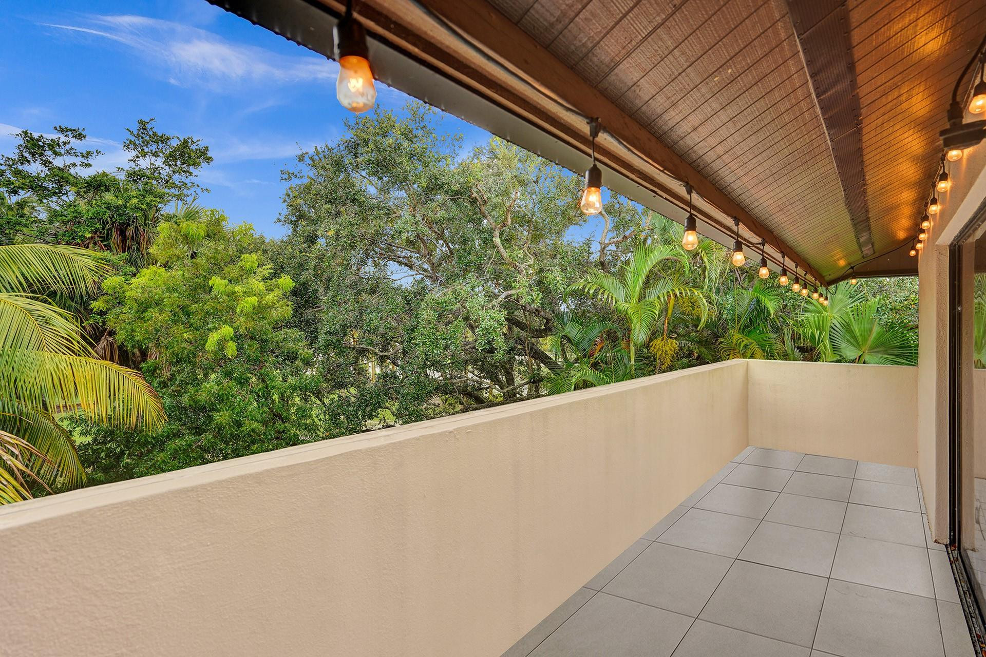 101 Southwest 96th Terrace, Unit 204 Plantation, FL 33324 - Photo 47 of 56 Photo 47