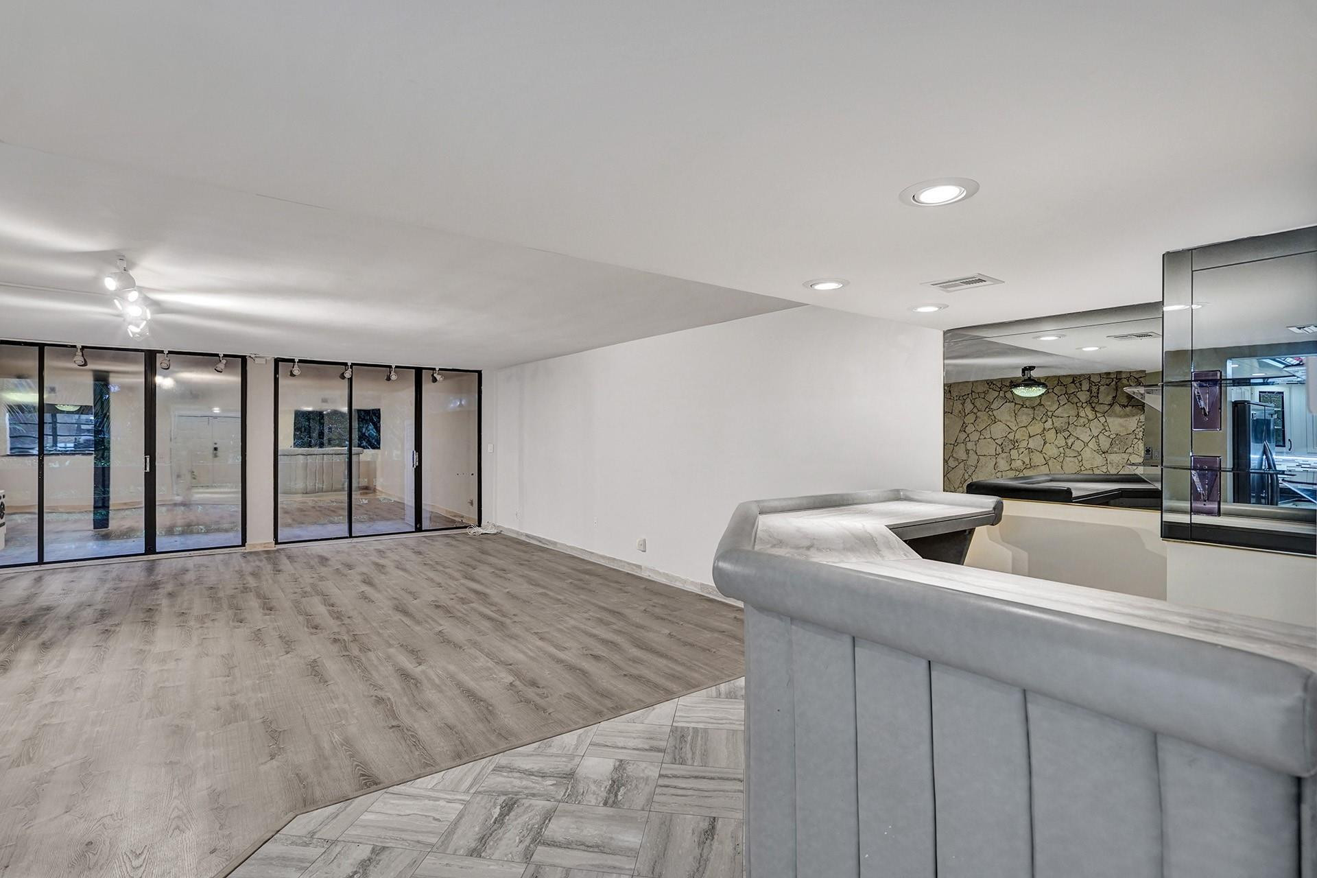 101 Southwest 96th Terrace, Unit 204 Plantation, FL 33324 - Photo 8 of 56 Photo 8