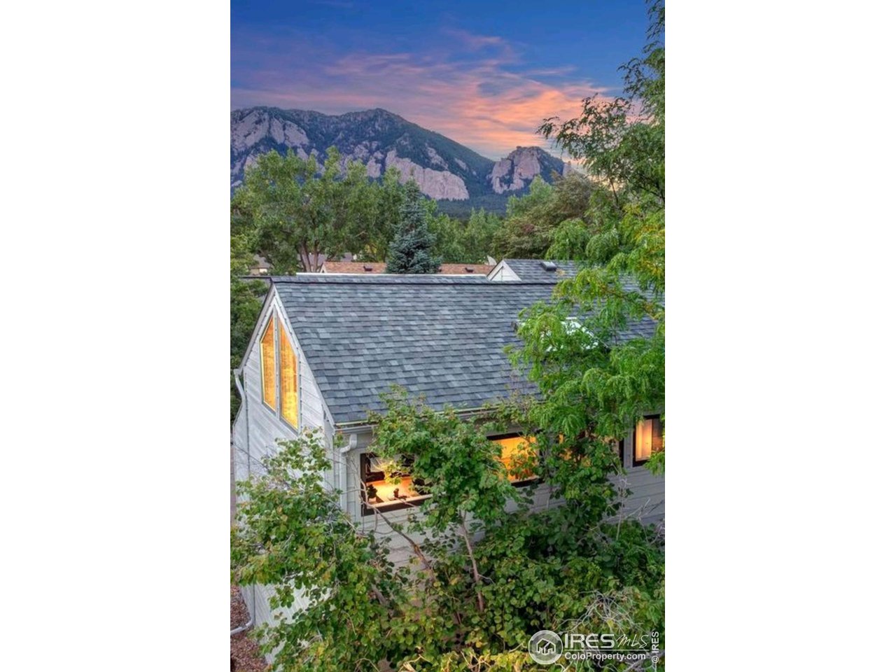 3035 Galena Way Boulder, CO 80305 - Photo 2 of 40 a view of a backyard
