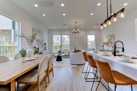 $325,000 | 6807 Paris Street, Houston, TX 77021