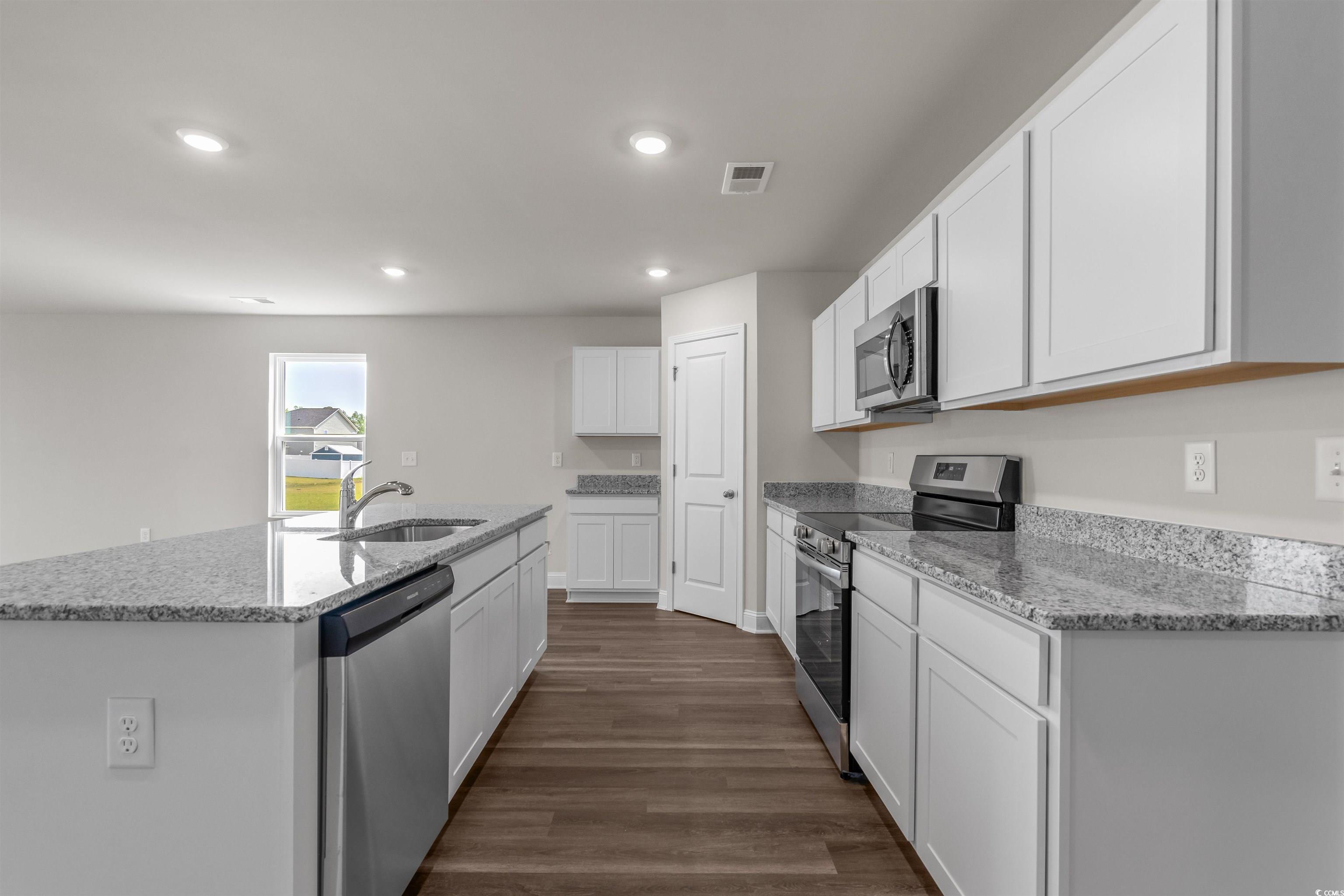 16 Cpe Pt Drive Conway, SC 29527 - Photo 14 of 36