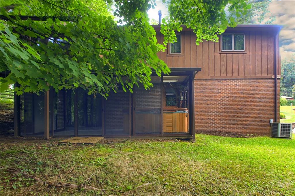 140 West Ingomar Road Pittsburgh, PA 15237 - Photo 3 of 25