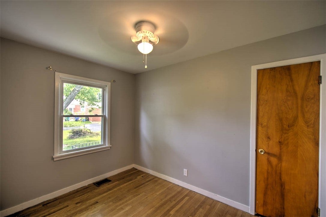 22 2nd South Shores Avenue Decatur, IL 62521 - Photo 13 of 23 Gallery Image 13