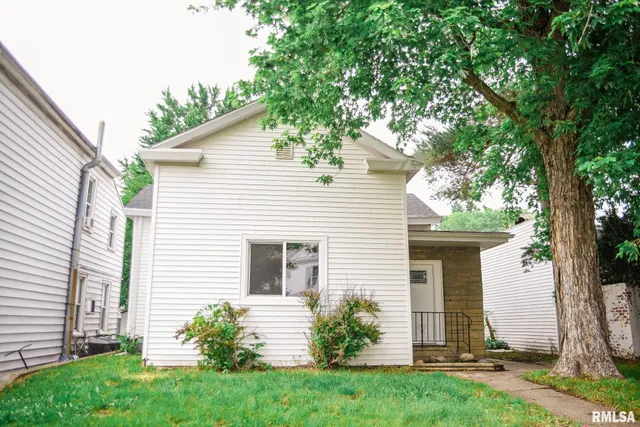 $100,500 | 535 Adams Street, Quincy, IL 62301