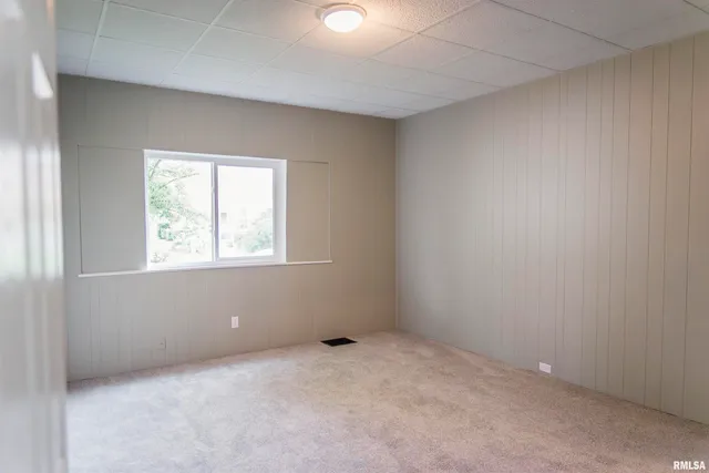 $100,500 | 535 Adams Street, Quincy, IL 62301