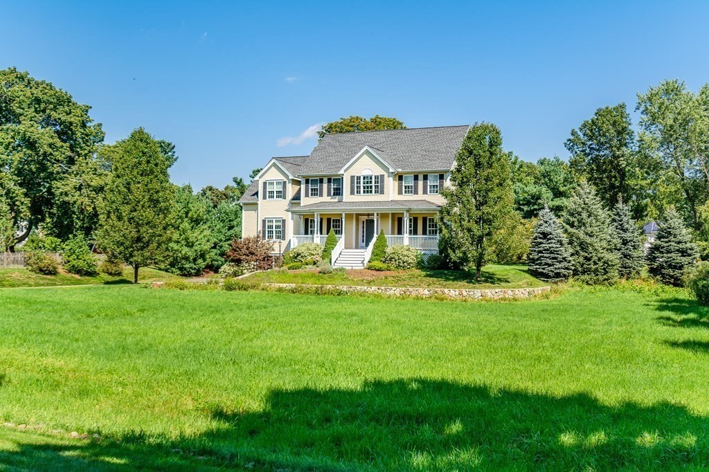 10 Pasture Road Reading, MA 01867 - Photo 30 of 36