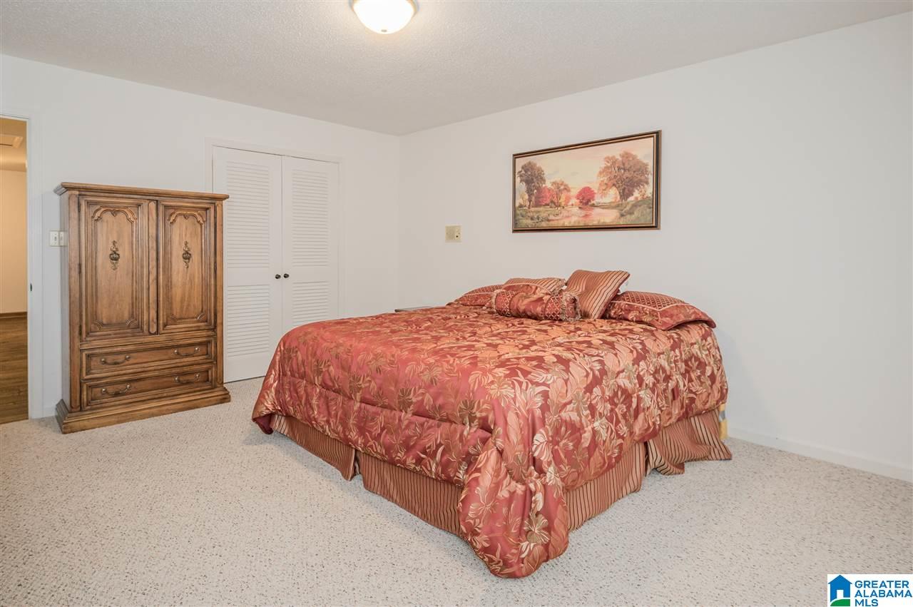 681 Valley View Road Pelham, AL 35124 - Photo 27 of 39