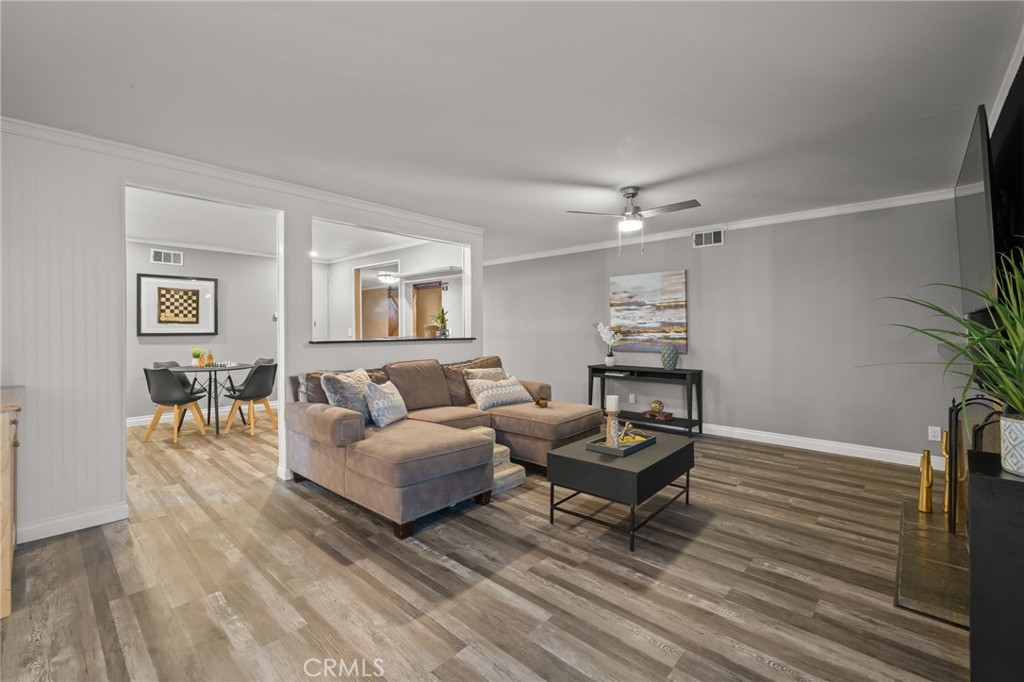 5328 Katherine Street Simi Valley, CA 93063 - Photo 5 of 48