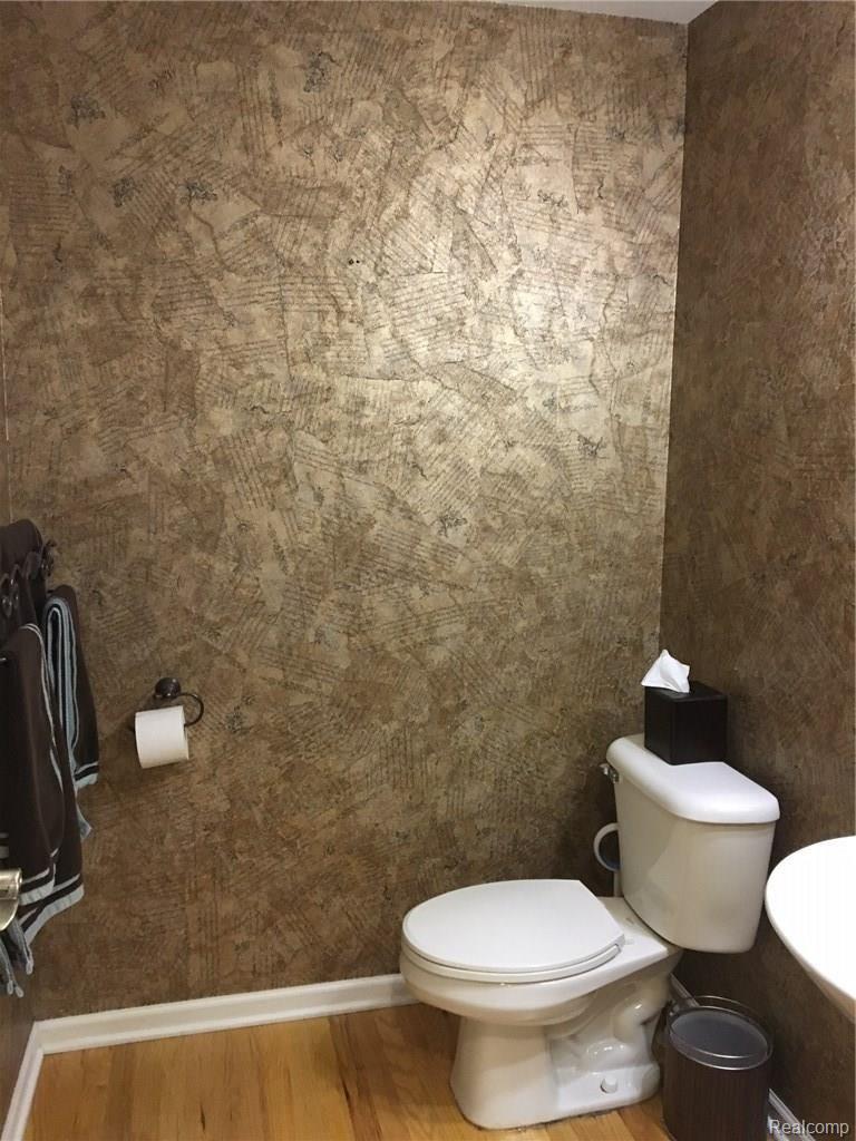 1600 Ashton Ridge Court Howell, MI 48843 - Photo 10 of 19 Main Floor Lavatory