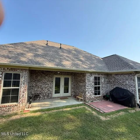 $345,000 | 162 Sweetbriar Circle, Canton, MS 39046