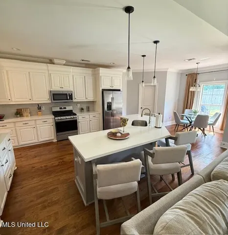 $345,000 | 162 Sweetbriar Circle, Canton, MS 39046