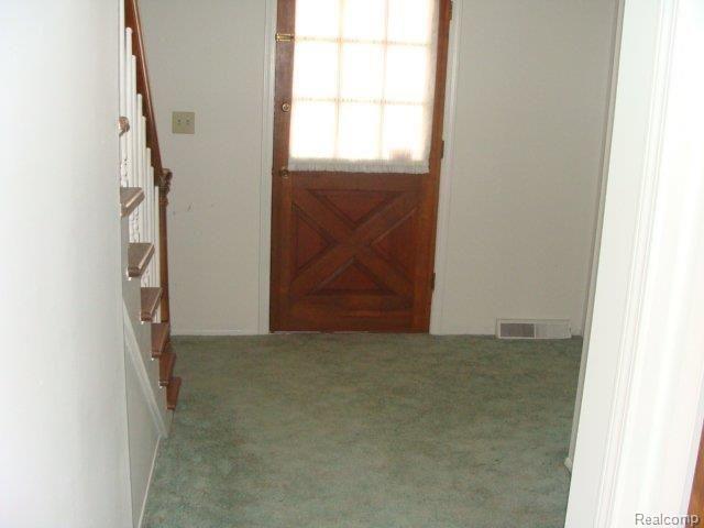 8041 Ferry Road Grosse Ile, MI 48138 - Photo 6 of 12 foyer