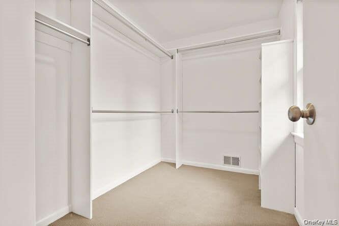 93 Seton Drive New Rochelle, NY 10804 - Photo 17 of 31 a view of small space