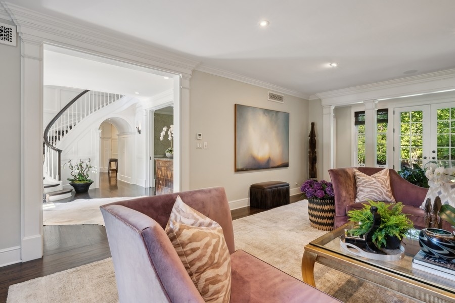 161 Apple Tree Road Winnetka, IL 60093 - Photo 15 of 68