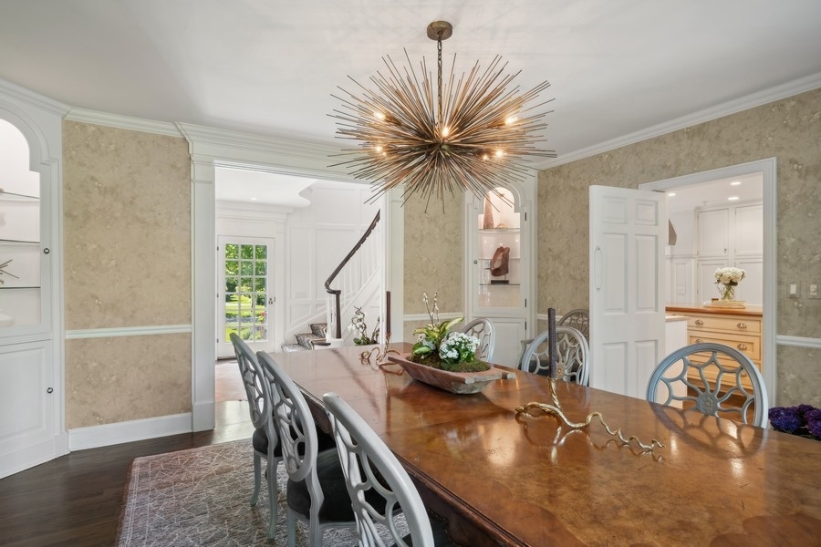 161 Apple Tree Road Winnetka, IL 60093 - Photo 18 of 68