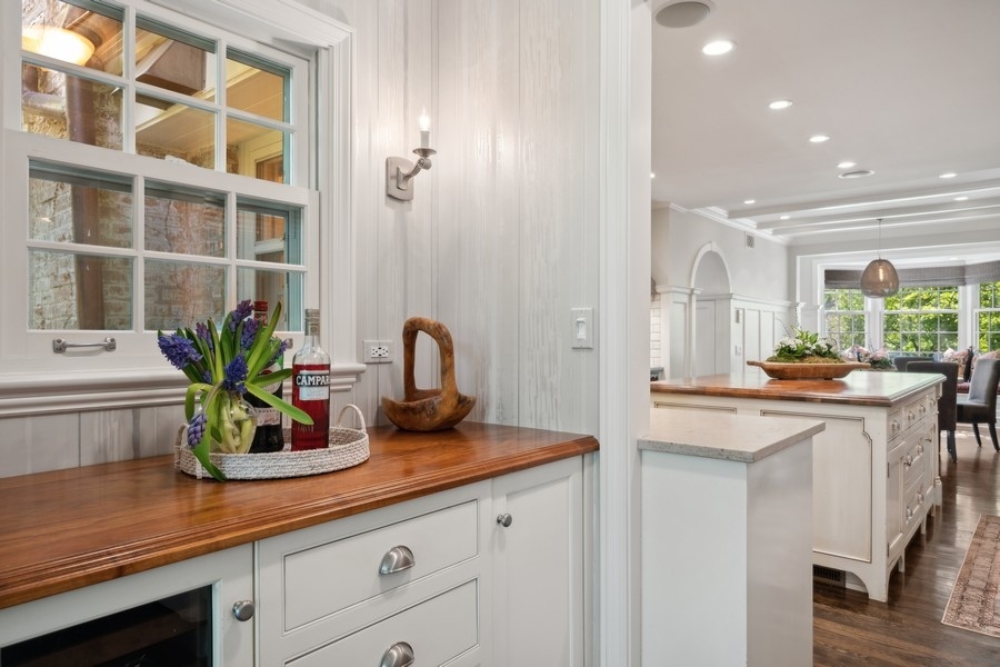 161 Apple Tree Road Winnetka, IL 60093 - Photo 24 of 68