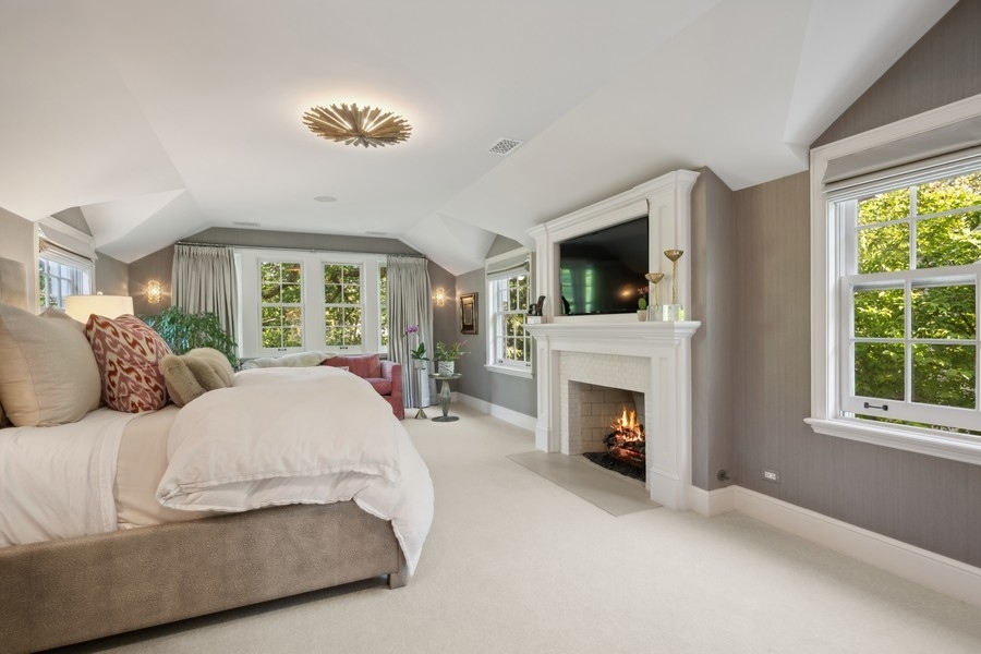 161 Apple Tree Road Winnetka, IL 60093 - Photo 32 of 68