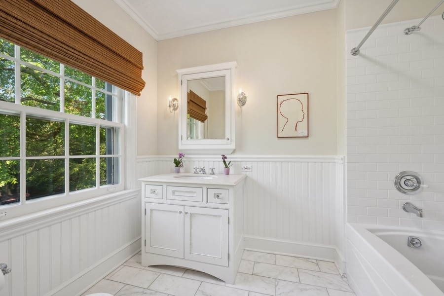 161 Apple Tree Road Winnetka, IL 60093 - Photo 41 of 68