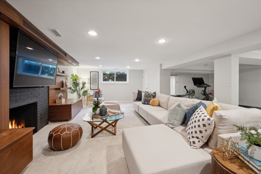 161 Apple Tree Road Winnetka, IL 60093 - Photo 50 of 68