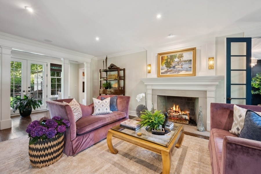 161 Apple Tree Road Winnetka, IL 60093 - Photo 5 of 68