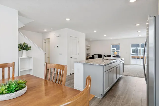 $365,000 | 6632 Hinterland Trail South, Cottage Grove, MN 55016