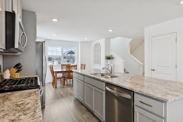 $365,000 | 6632 Hinterland Trail South, Cottage Grove, MN 55016