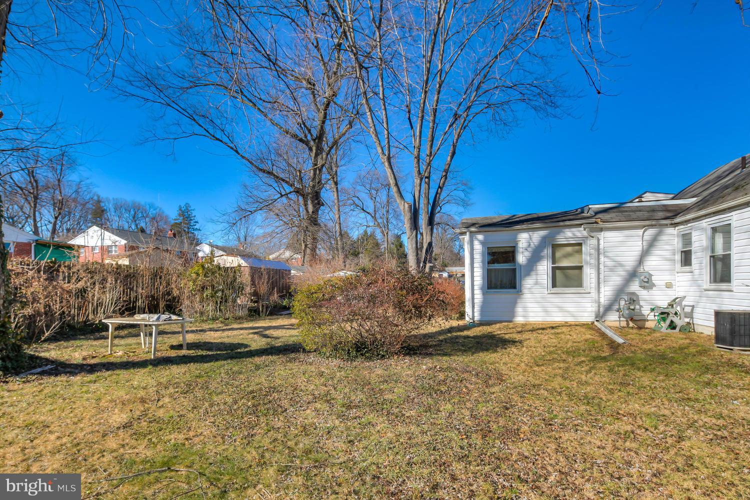 3220 Wayne Road Falls Church, VA 22042 - Photo 28 of 30 Exterior (Rear)